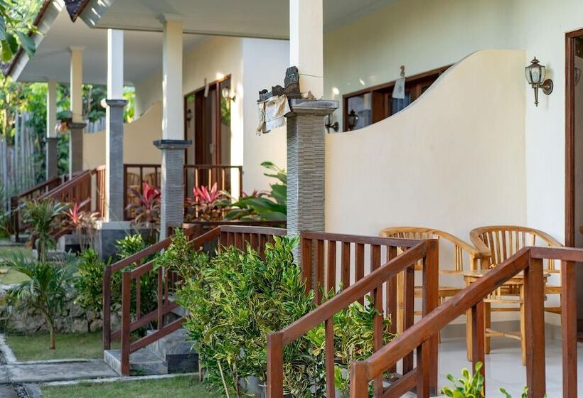 اتاق لوکس, Pemuntalan Guesthouse