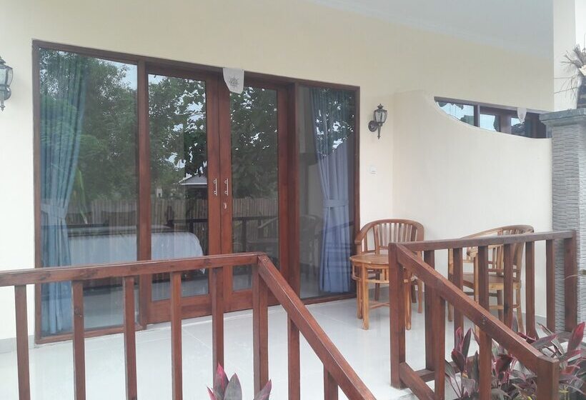 اتاق لوکس, Pemuntalan Guesthouse