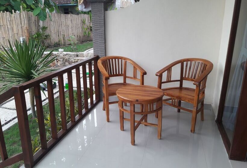 اتاق لوکس, Pemuntalan Guesthouse