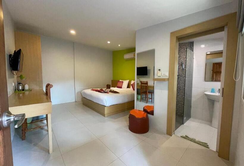 Escritório Estándar, Good 9 At Home