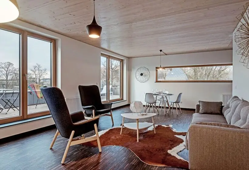 , Vistay Apartments