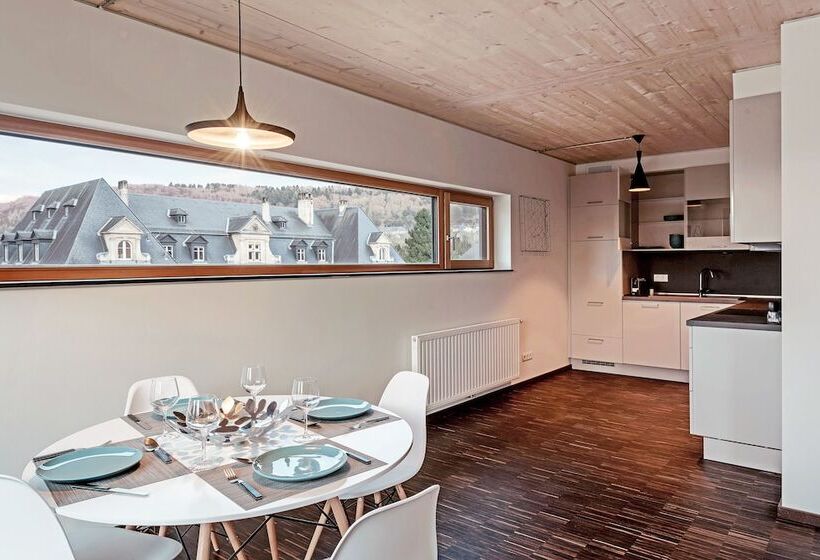 , Vistay Apartments