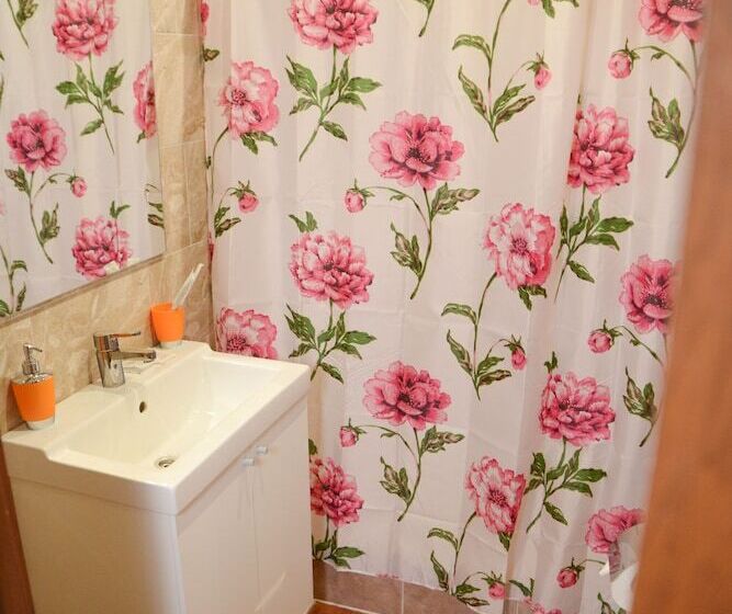 デラックスルーム, Alexandriasheremetyevo