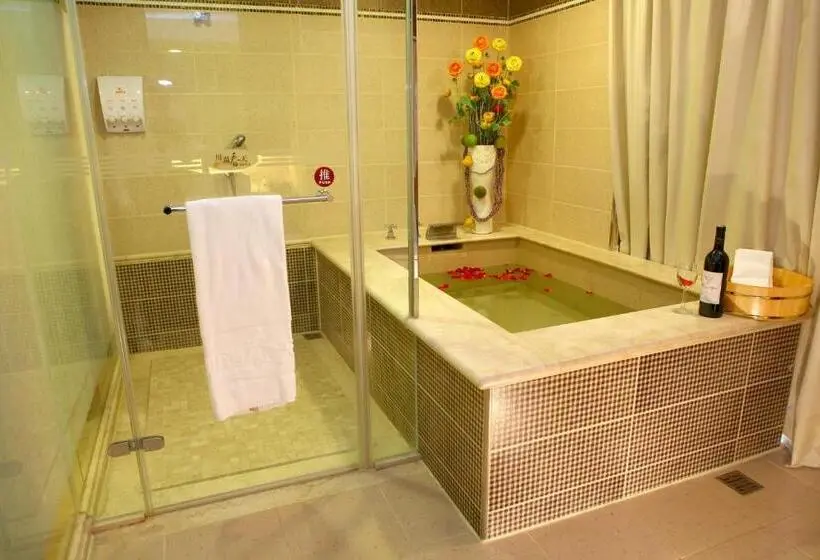 اتاق استاندارد, Chuang Tang Spring Spa Hotel Deyang