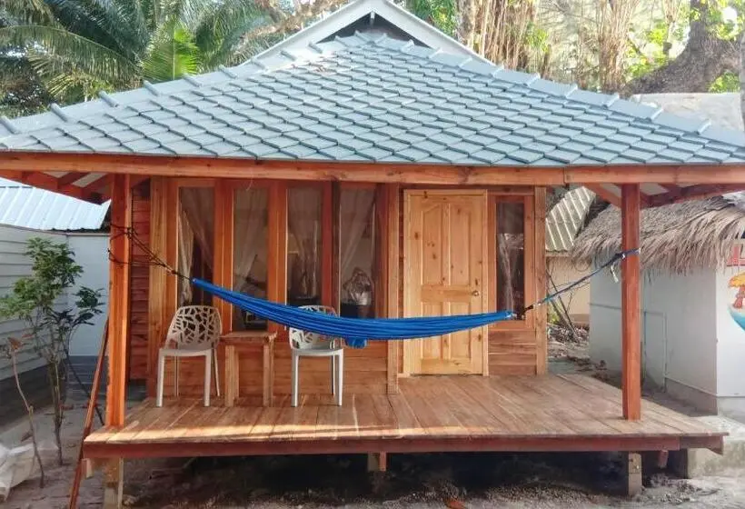 بانگلوی لوکس, Lazy Hut