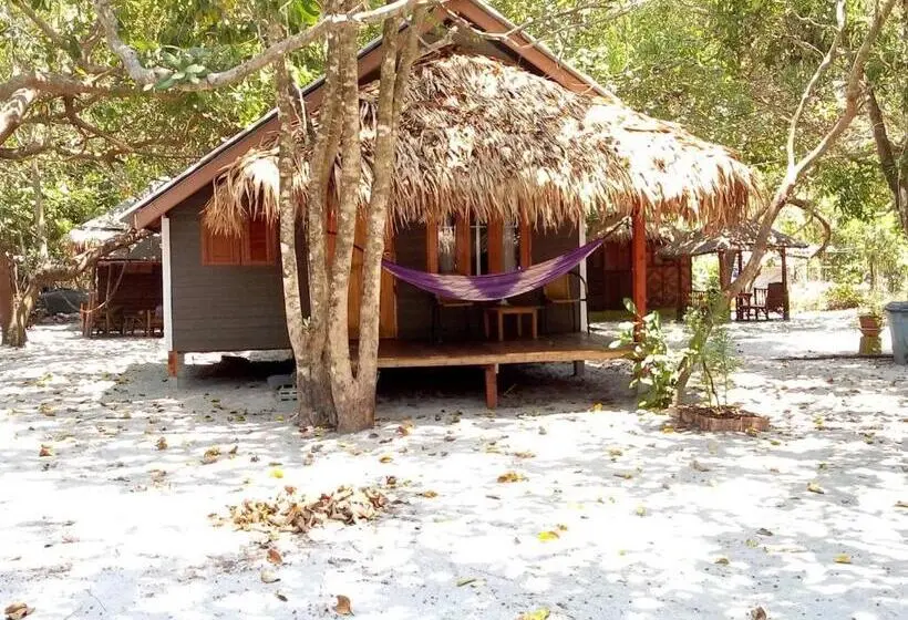 اتاق استاندارد با بالکن, Lazy Hut
