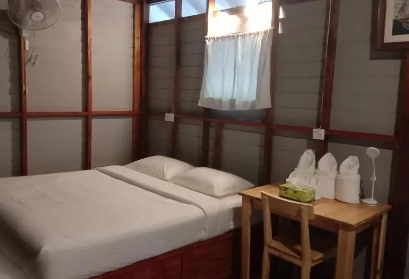 اتاق استاندارد با بالکن, Lazy Hut