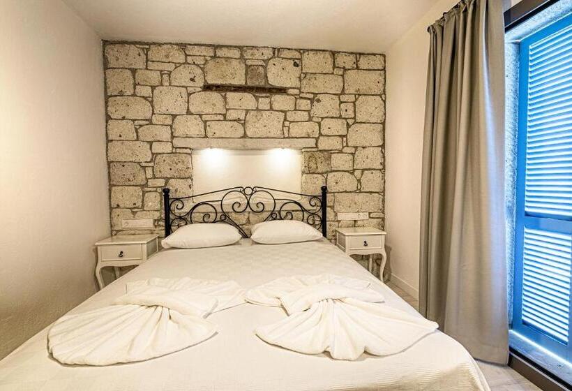 Номер Стандарт с Балконом, Bademli Konak Otel