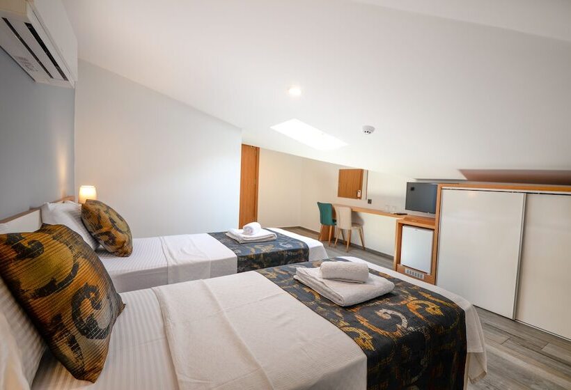 Deluxe Rum, Kasmahal