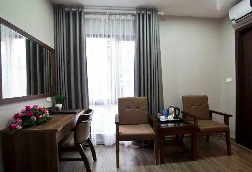 اتاق لوکس, Victor Hanoi