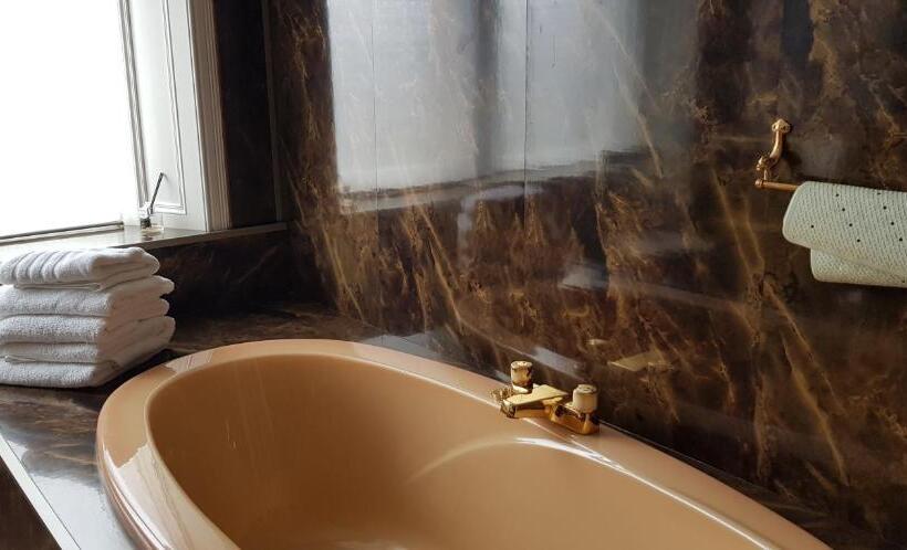 Семейный Номер, Arden House   Rooms With Continental Breakfast