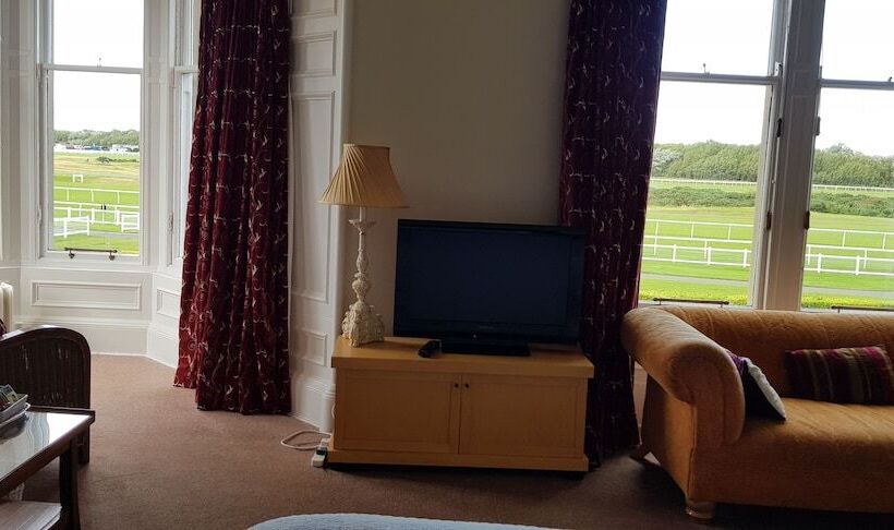 Семейный Номер, Arden House   Rooms With Continental Breakfast