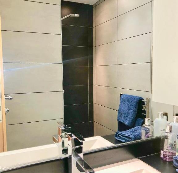 חדר קלאסי, Laurels