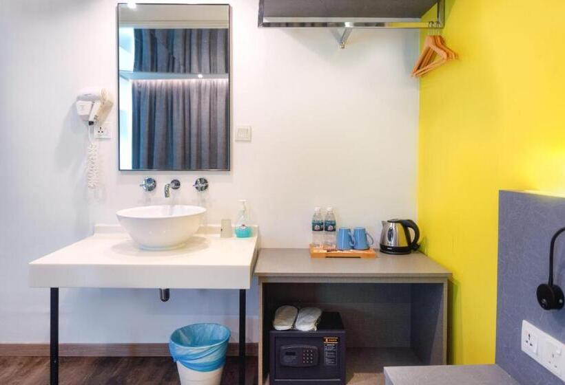 اتاق سوپریور با تخت بزرگ, Apple Hotel Times Square