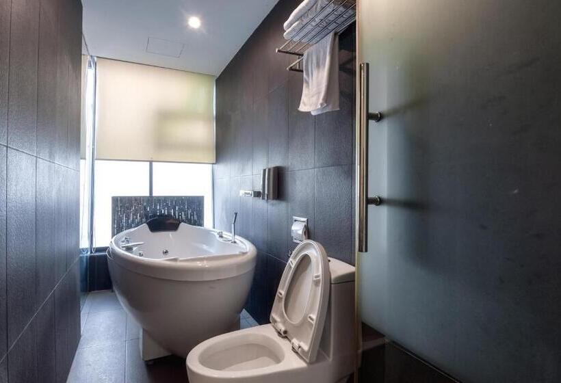 Люкс Повышенной Комфортности, Apple Hotel Times Square