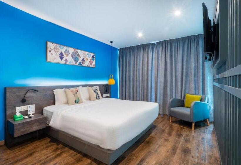 سوییت لوکس, Apple Hotel Times Square