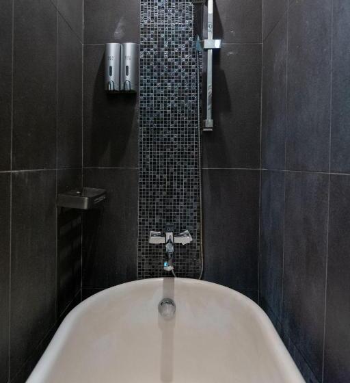 اتاق لوکس با تخت بزرگ, Apple Hotel Times Square