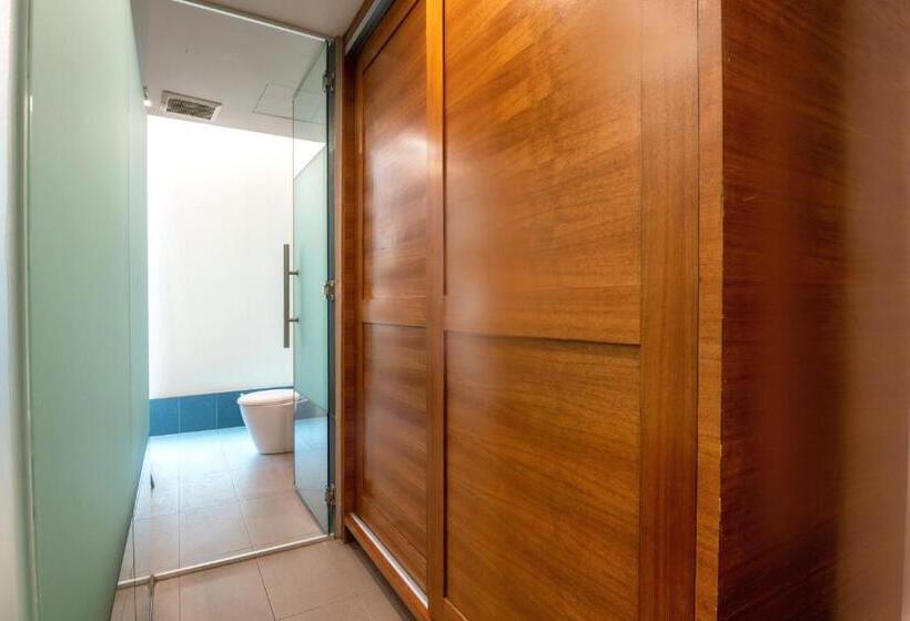 سوییت اجرایی, Apple Hotel Times Square