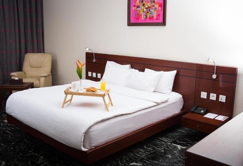 اتاق لوکس با تخت بزرگ, Du Golfe