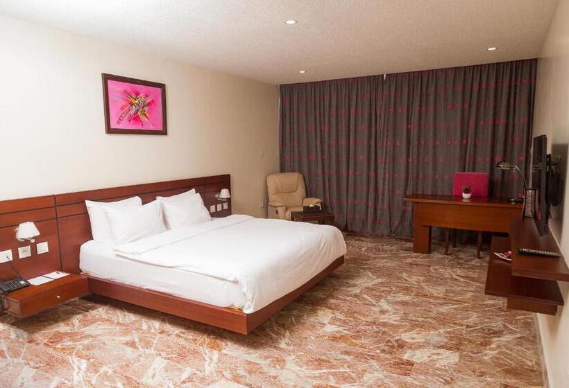 اتاق لوکس با تخت بزرگ, Du Golfe