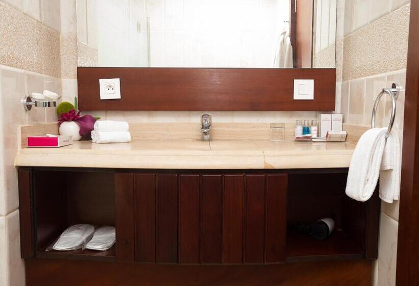 اتاق لوکس, Du Golfe