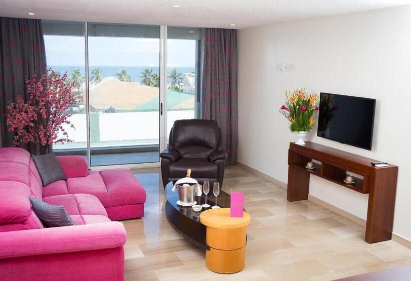 Deluxe Suite Sea View, Du Golfe