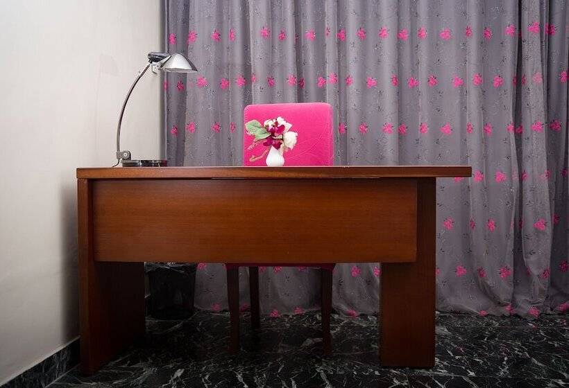 اتاق لوکس, Du Golfe