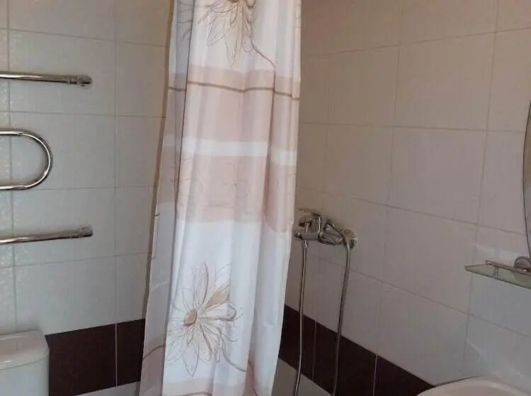 اتاق استاندارد با بالکن, Ellas
