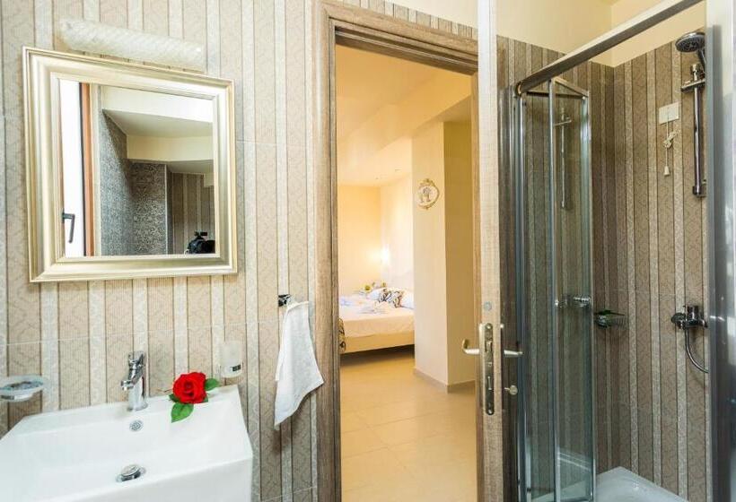 Junior Suite com Balcao, Polyxenia Suites