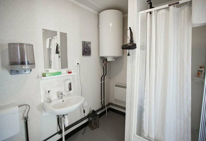 اتاق استاندارد یک تخته با سرویس بهداشتی مشترک, Hestaland Guesthouse Horse Farm Stay