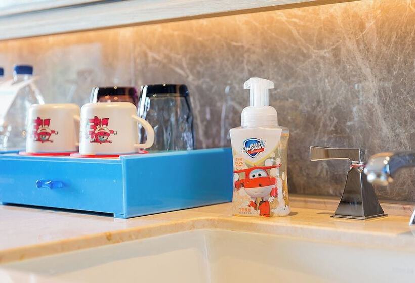 Aile Süiti, Le Méridien Emei Mountain Resort