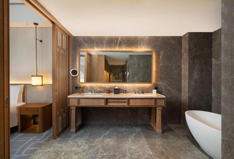 Süit, Le Méridien Emei Mountain Resort