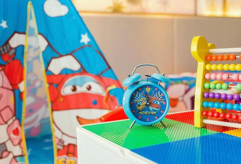 Aile Süiti, Le Méridien Emei Mountain Resort