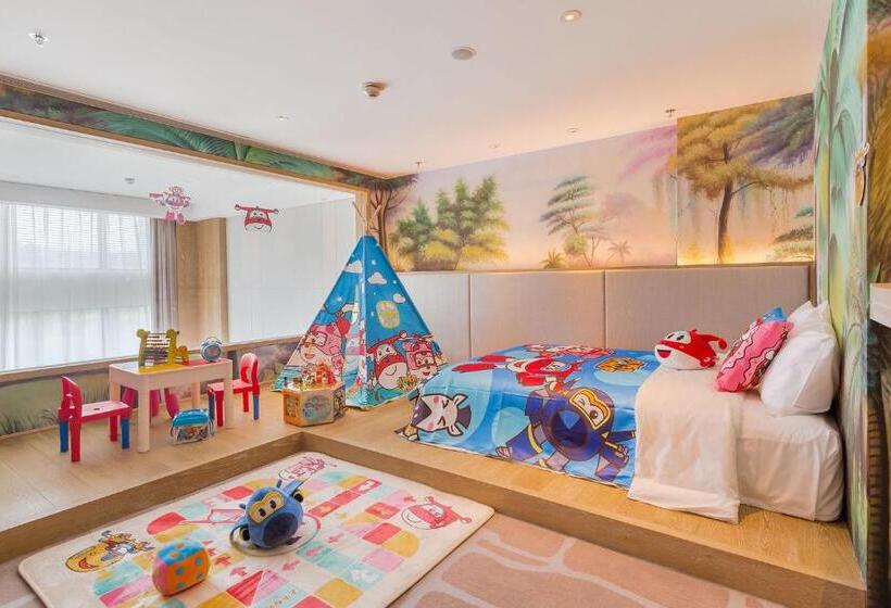 Aile Süiti, Le Méridien Emei Mountain Resort