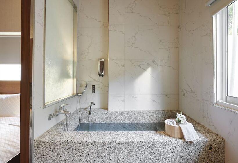 اتاق استاندارد چهار تخته, Reikei Hot Spring Resort