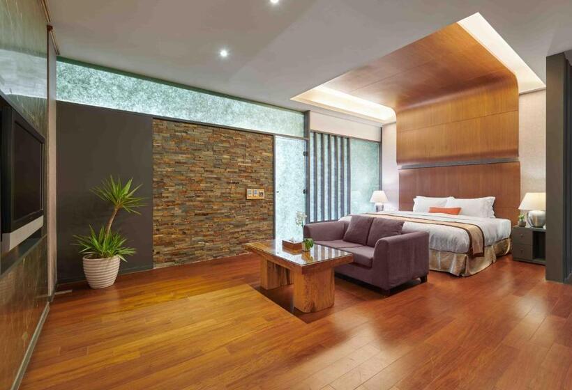 اتاق لوکس, Reikei Hot Spring Resort