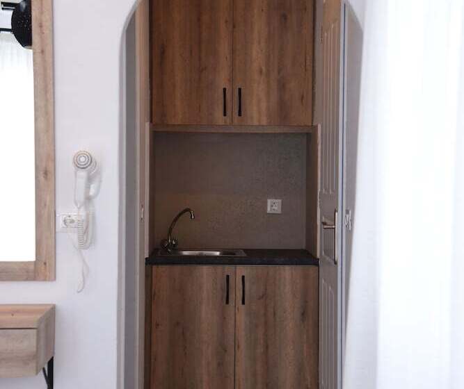 스탠다드 스튜디오, Katerina View Mykonos