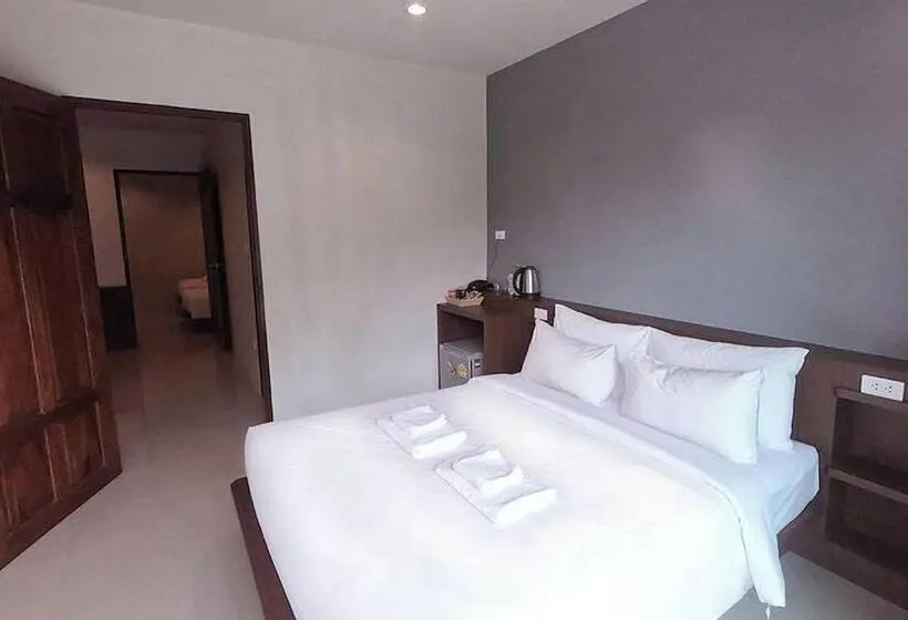اتاق لوکس خانوادگی, Friendly Hotel Krabi