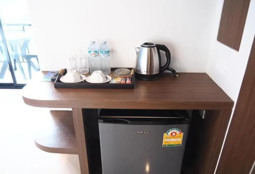 اتاق استاندارد با چشم‌انداز استخر, Friendly Hotel Krabi