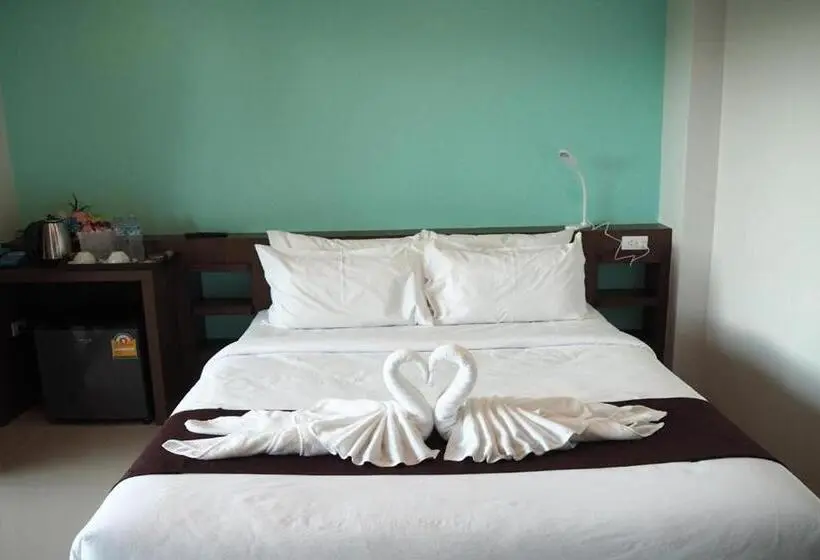 اتاق استاندارد سه تخته با بالکن, Friendly Hotel Krabi