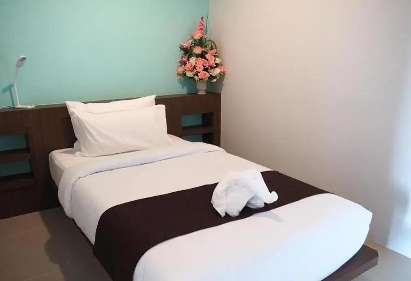 اتاق استاندارد سه تخته با بالکن, Friendly Hotel Krabi