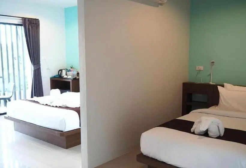 اتاق استاندارد سه تخته با بالکن, Friendly Hotel Krabi