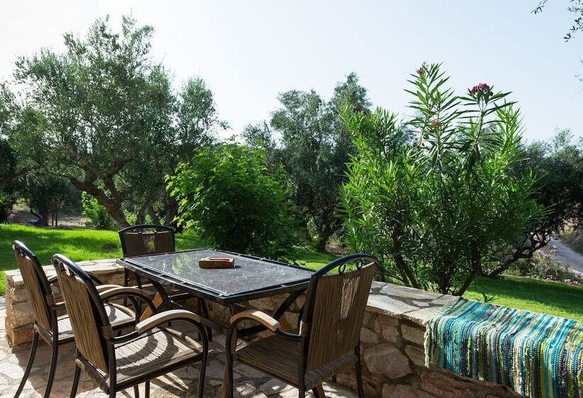 סטודיו סטנדרטי נוף לגינה, Koroni Village