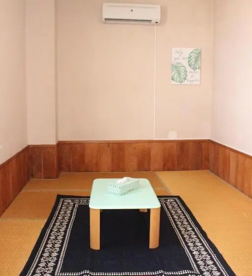 スタンダード４人部屋, Guest House Holoholo Ishigakijima