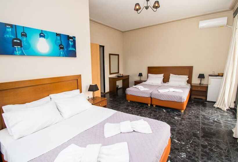 带1个卧室的带阳台的公寓, Stone Palace