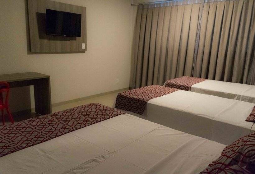 اتاق استاندارد سه نفره, 103 Hotel & Flats