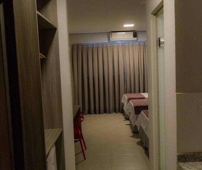 اتاق استاندارد چهار تخته, 103 Hotel & Flats