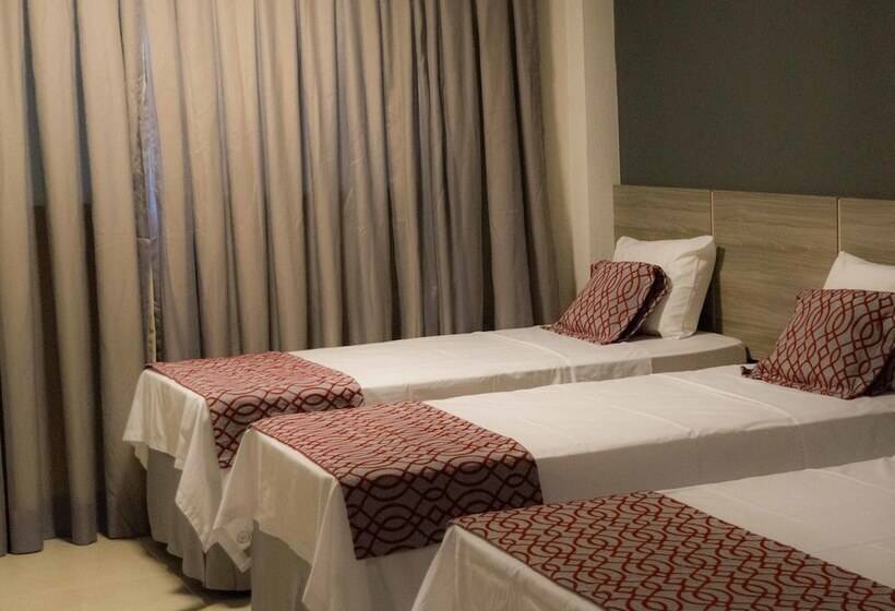 اتاق استاندارد چهار تخته, 103 Hotel & Flats