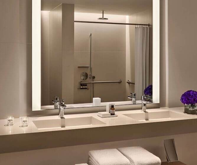 수피리어 스위트, The West Hollywood Edition