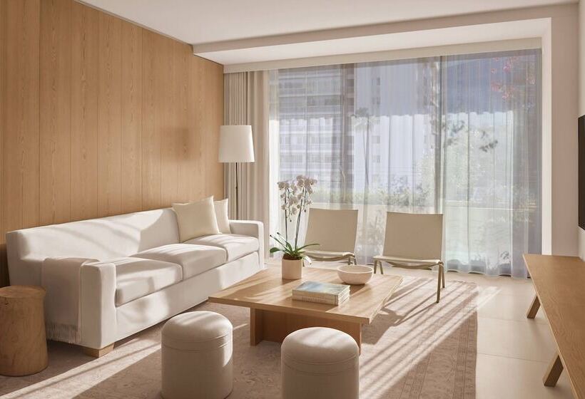 프리미엄 스위트, The West Hollywood Edition